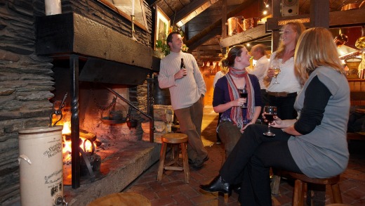 Get the Apres ski experience in Queenstown, New Zealand.