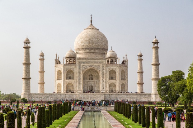 The tour goes on to take in the Taj Mahal.