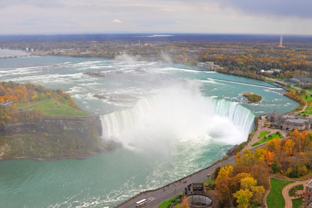 Globus' Eastern US and Canada Discovery takes in Niagara Falls.