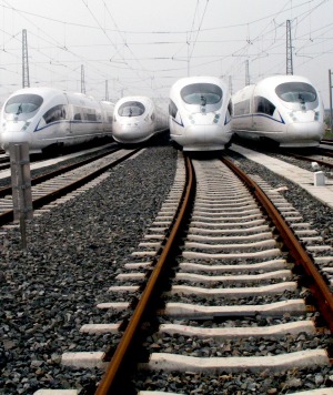 CRH380B trains, servicing the Harbin-Dalian high-speed railway.
