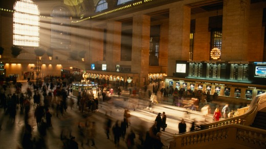 Film set: New York's Grand Central station ticket hall at rush hour.