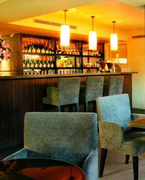 Try a cocktail at the the Lyall Hotel's bar.