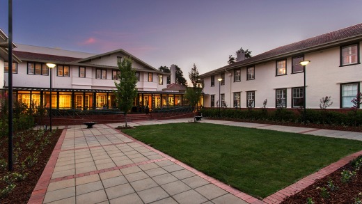 Where history, heritage and elegance meet: Hotel Kurrajong Canberra.