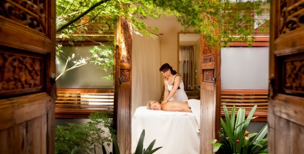SAMADHI RETREAT, DAYLESFORD, VICTORIA. It's all about you at this customised east-meets-west retreat fitted out with ...