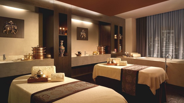 Shangri-La, Sydney, New South Wales: The 90-minute Chi Spa Sodashi Healing Chakra re-balancing treatment is aided by a ...