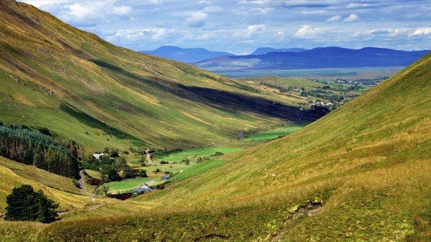 Don't miss Ireland: Glengesh Pass, Ardara, Ireland.