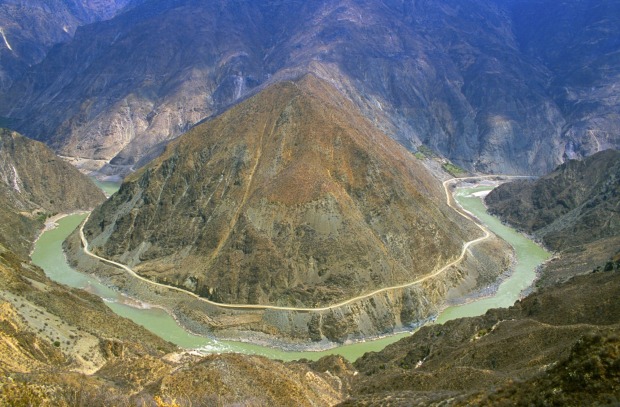 3. Yangtze River, China. The longest river in Asia rises from the glaciers of the Qinghai-Tibet Plateau, touching 10 ...