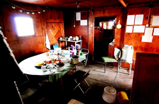 They must have left in a hurrry. Mess hall of the old Polish/Russian Dobrowolski station.