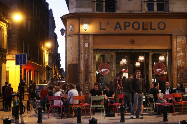 French dining in Bordeaux.