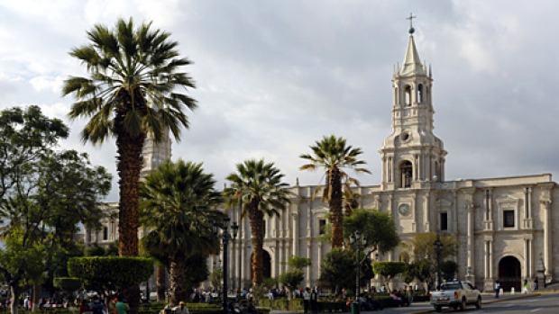 La Catedral de Arequipa in Plaza de Armas.