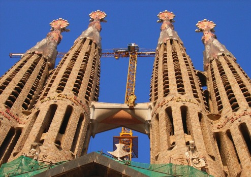 La Sagrada Familia: St Peter's Basilica and Notre Dame might hog most of the attention, but by far the most impressive ...