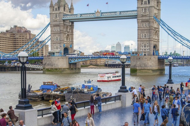 Southbank, London, UK: Writers such as Dickens and Wordsworth and artists such as Turner have all been captivated by the ...