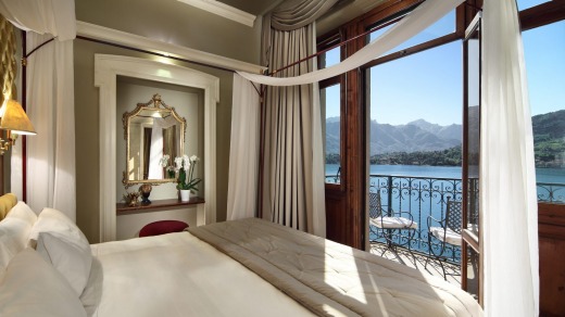 Grand Hotel Tremezzo's Suite Maria bedroom is a place to dream about.