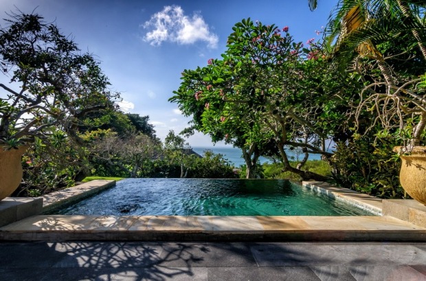 Plunge pool in a one bedroom villa.