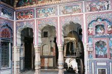A painted baithak (salon) in a Shekhawati haveli