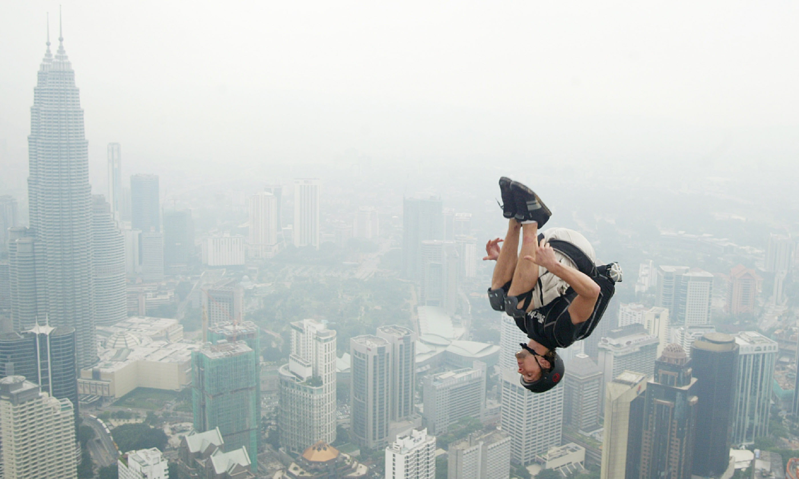 Base jump (Shutterstock)