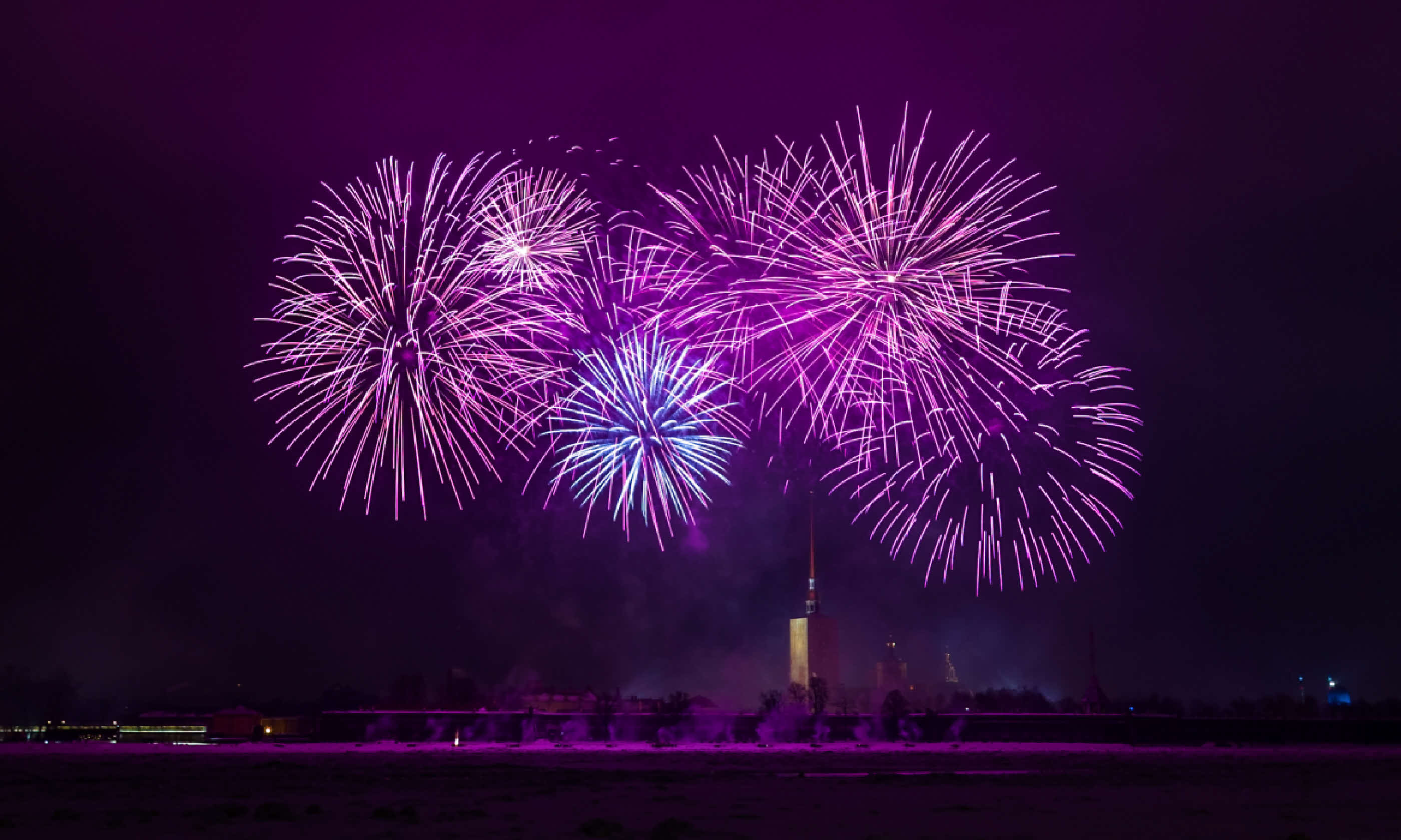 Fireworks over the city of St. Petersburg (Shutterstock)