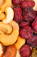 trail mix with nuts and dried cherries