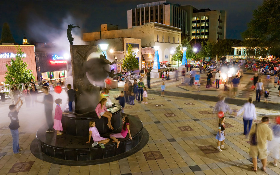 Underrated Place Atlanta Decatur Plaza Fountain