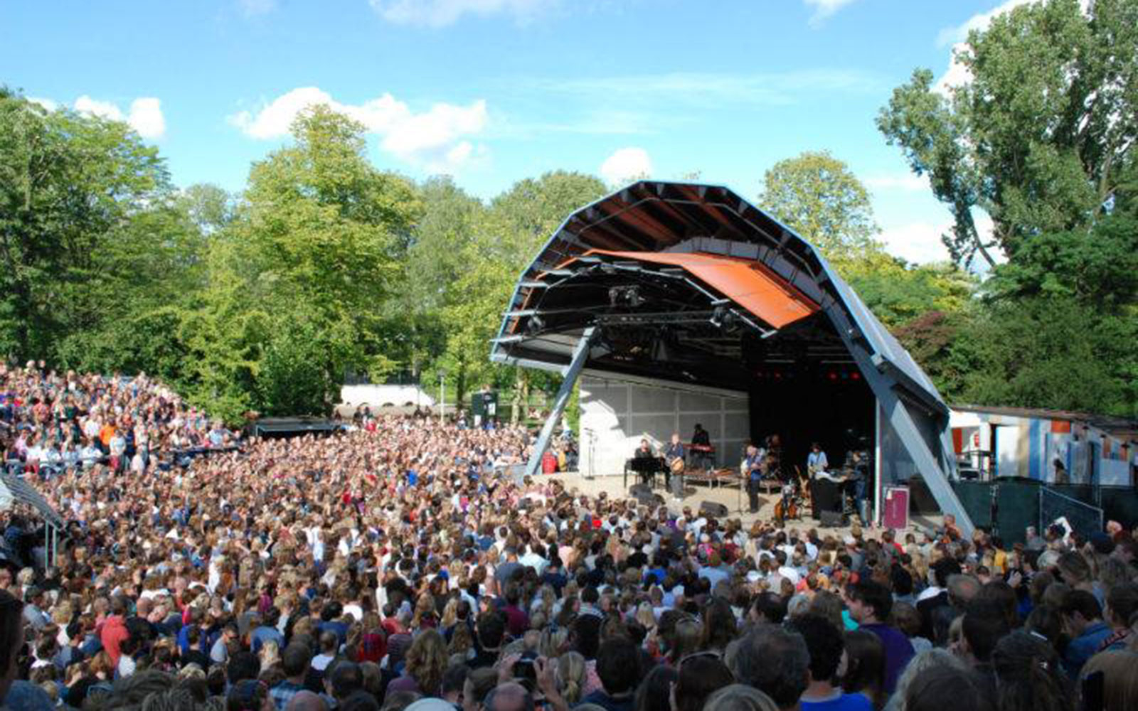 In Amsterdam, the Best Summer Entertainment Can Be Found Outside