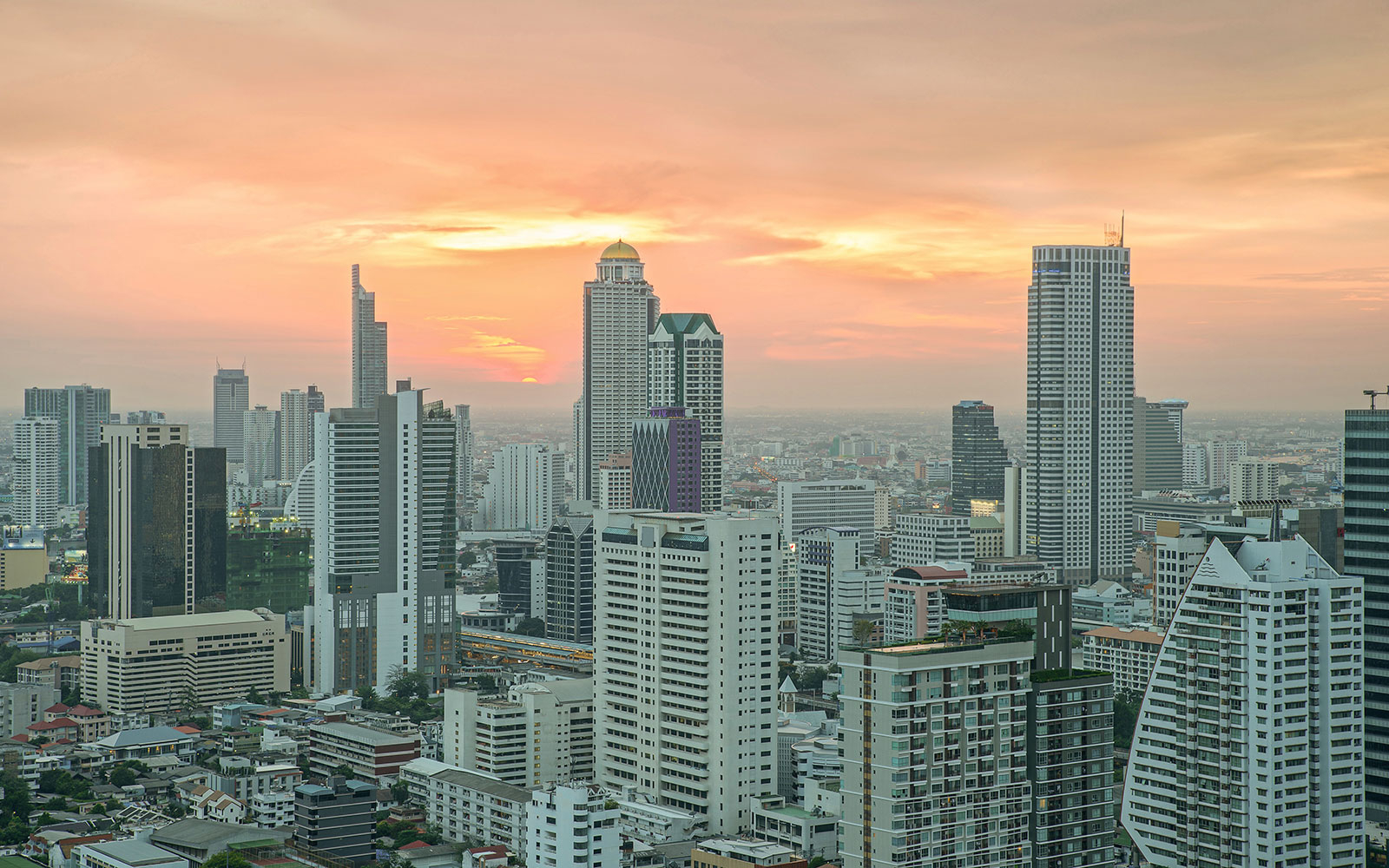 Five Things Americans Traveling to Bangkok Need to Know 