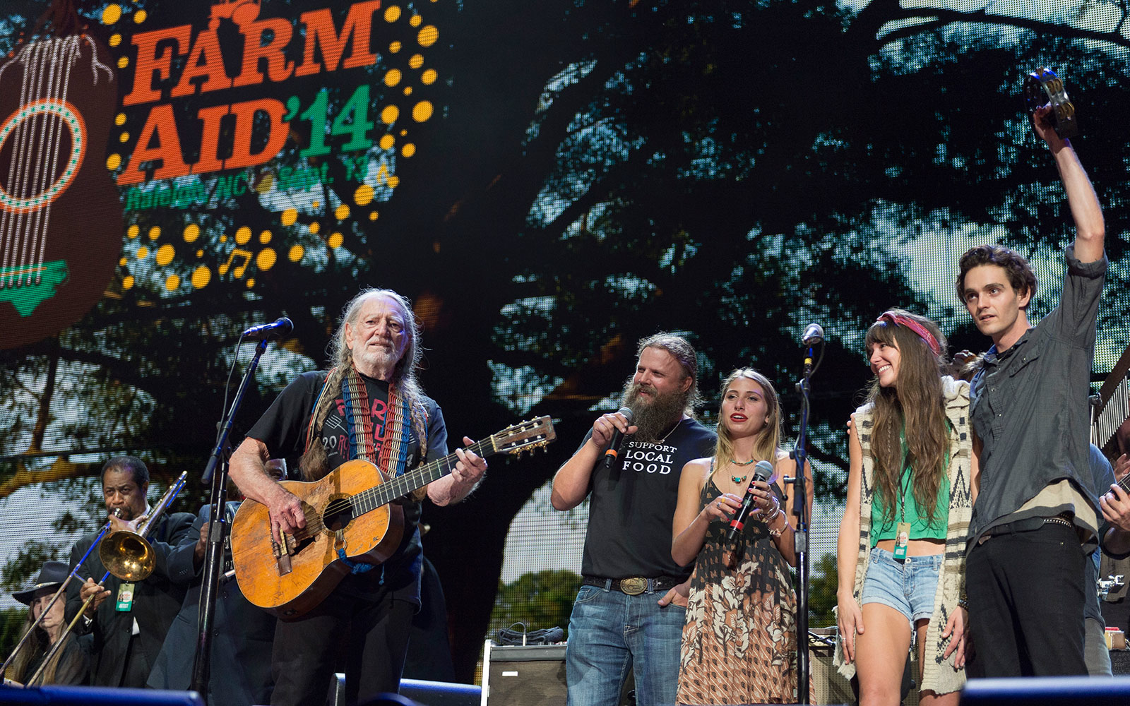 FARMAID0915.jpg