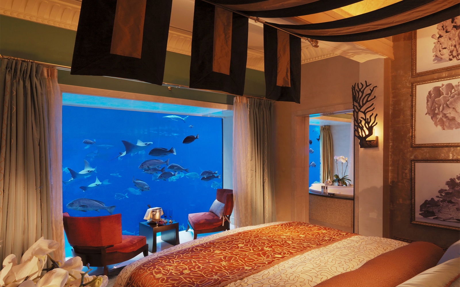 The Suite Life: The $8,167-a-Night Neptune Suite at Atlantis, The Palm