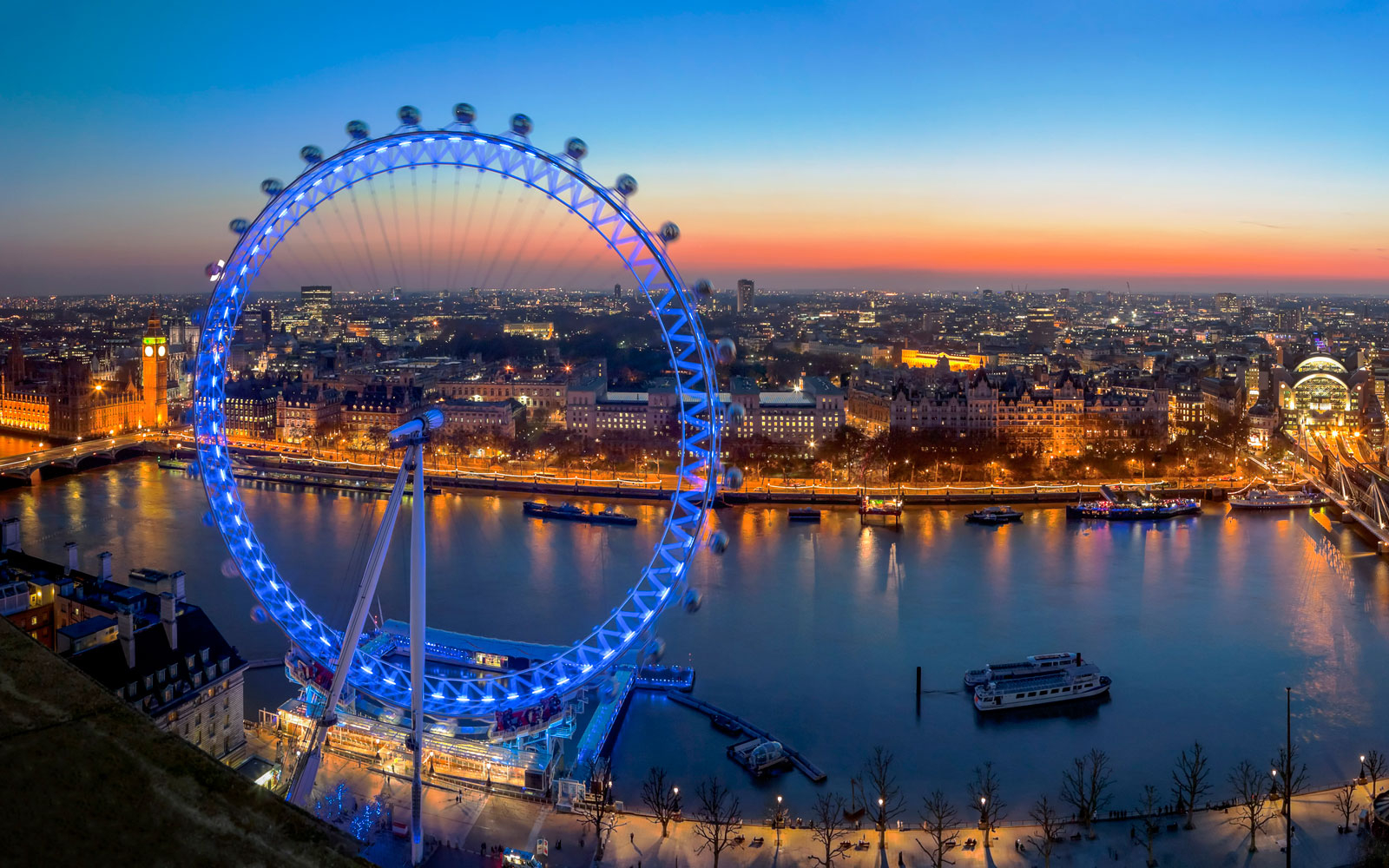 Eye Ferris Wheel