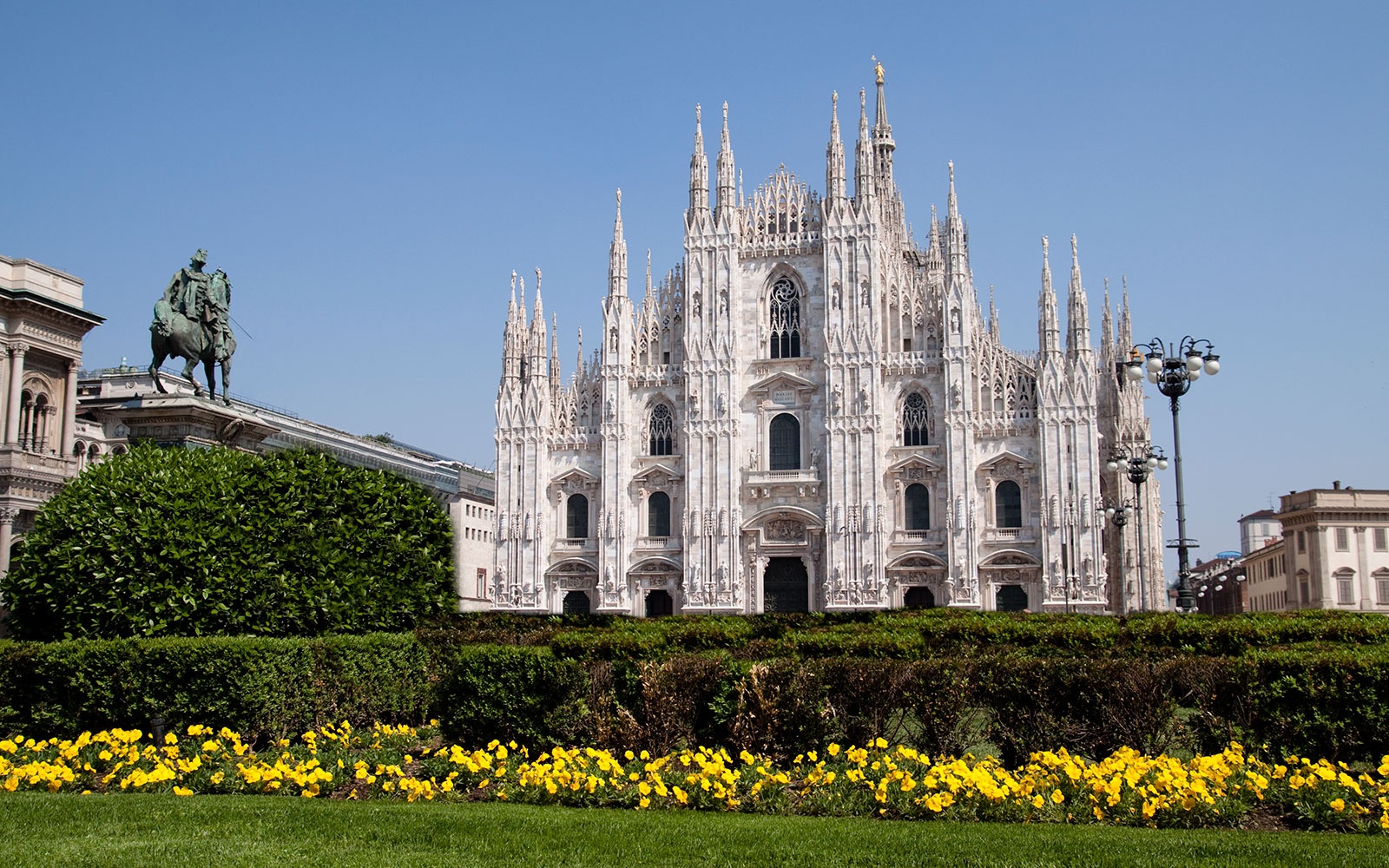 Three Travelers Damage the Milan Cathedral With a Drone