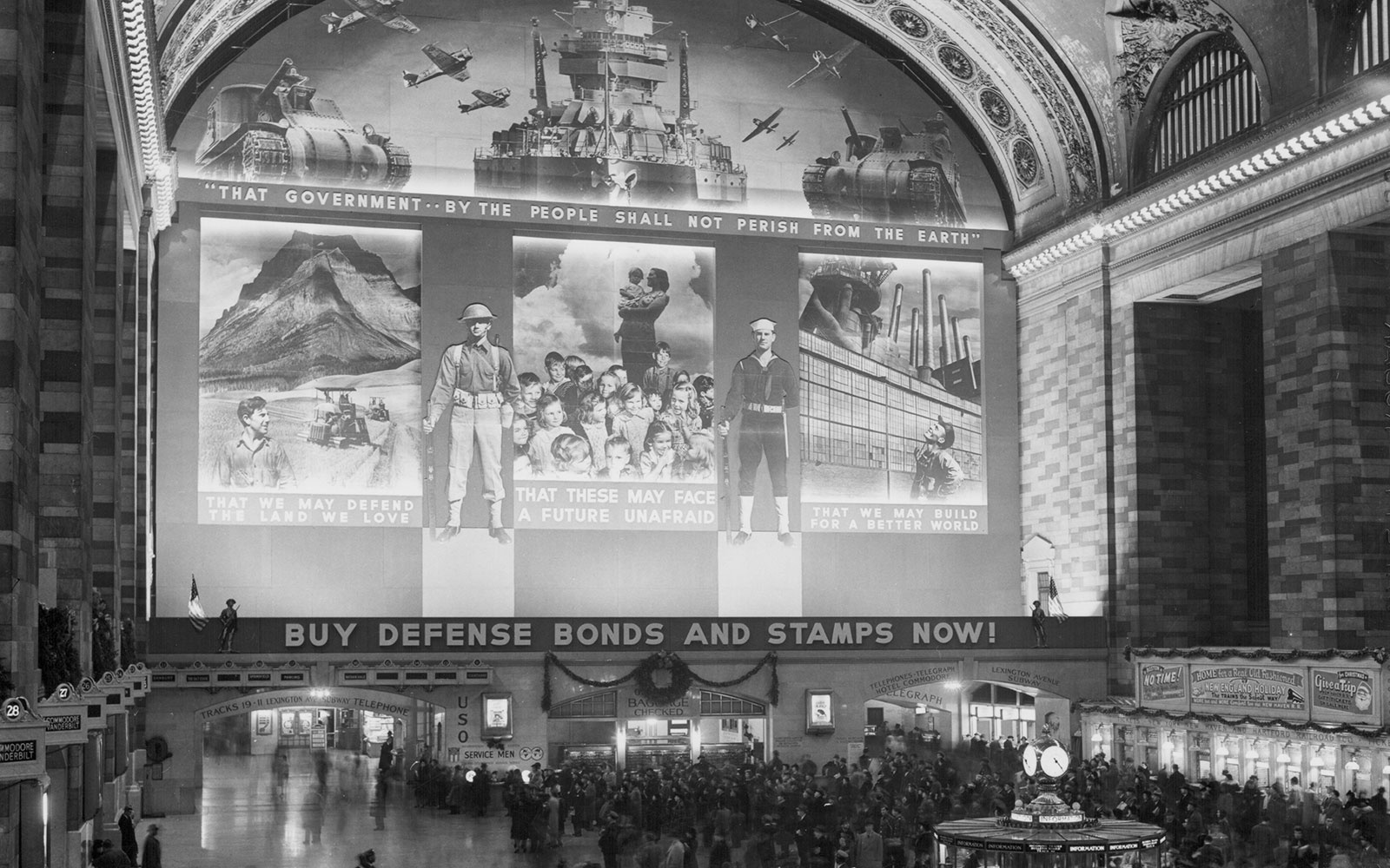 Transport Yourself Back to New York City's Grand Central Station in the 1940s