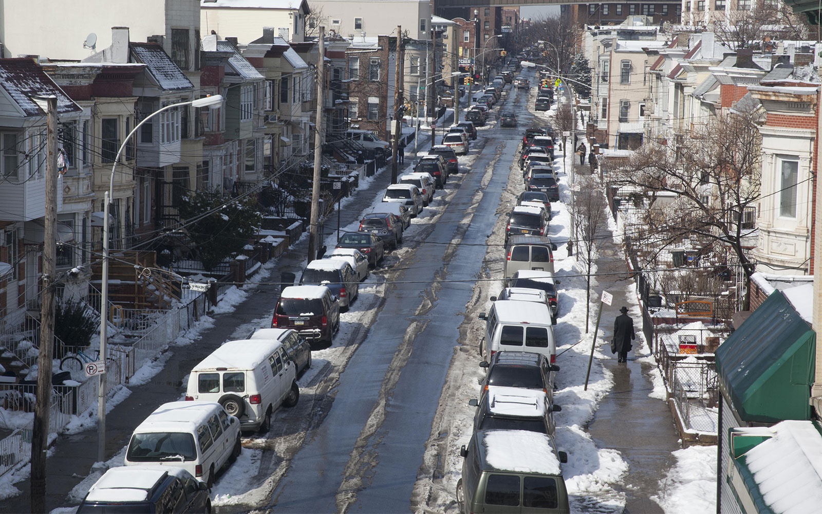 One Airbnb User is Renting Out His Fleet of Cars So You Can Stay in NYC for $22 a Night