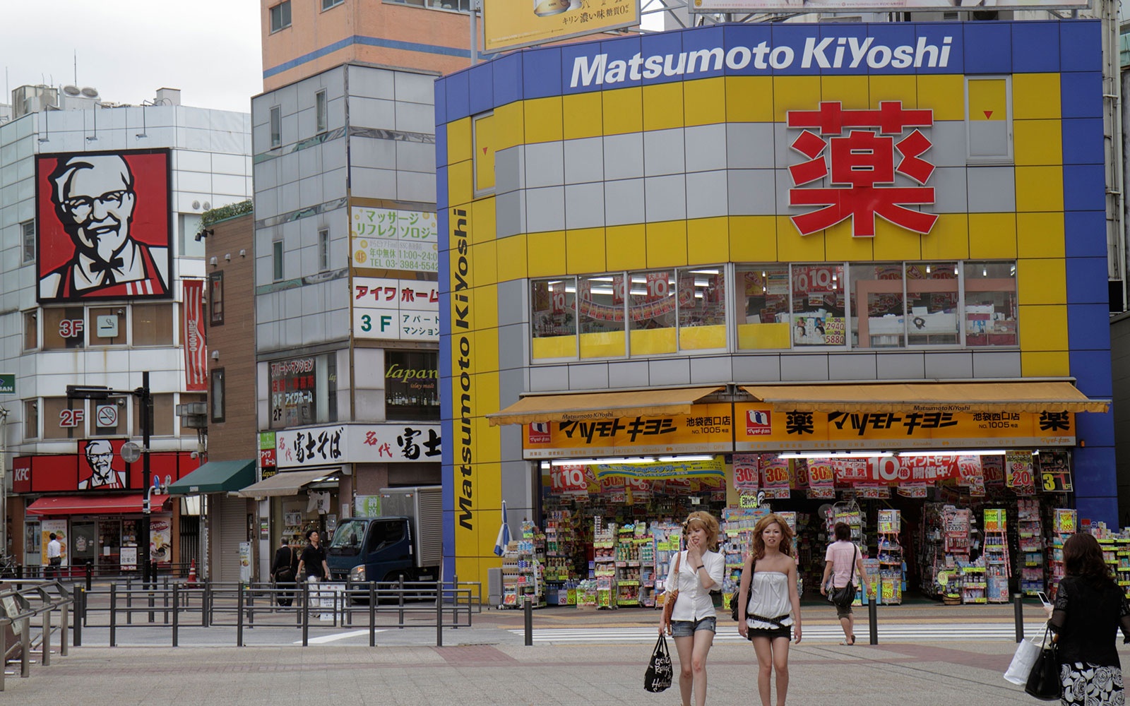 How to Shop in Tokyo