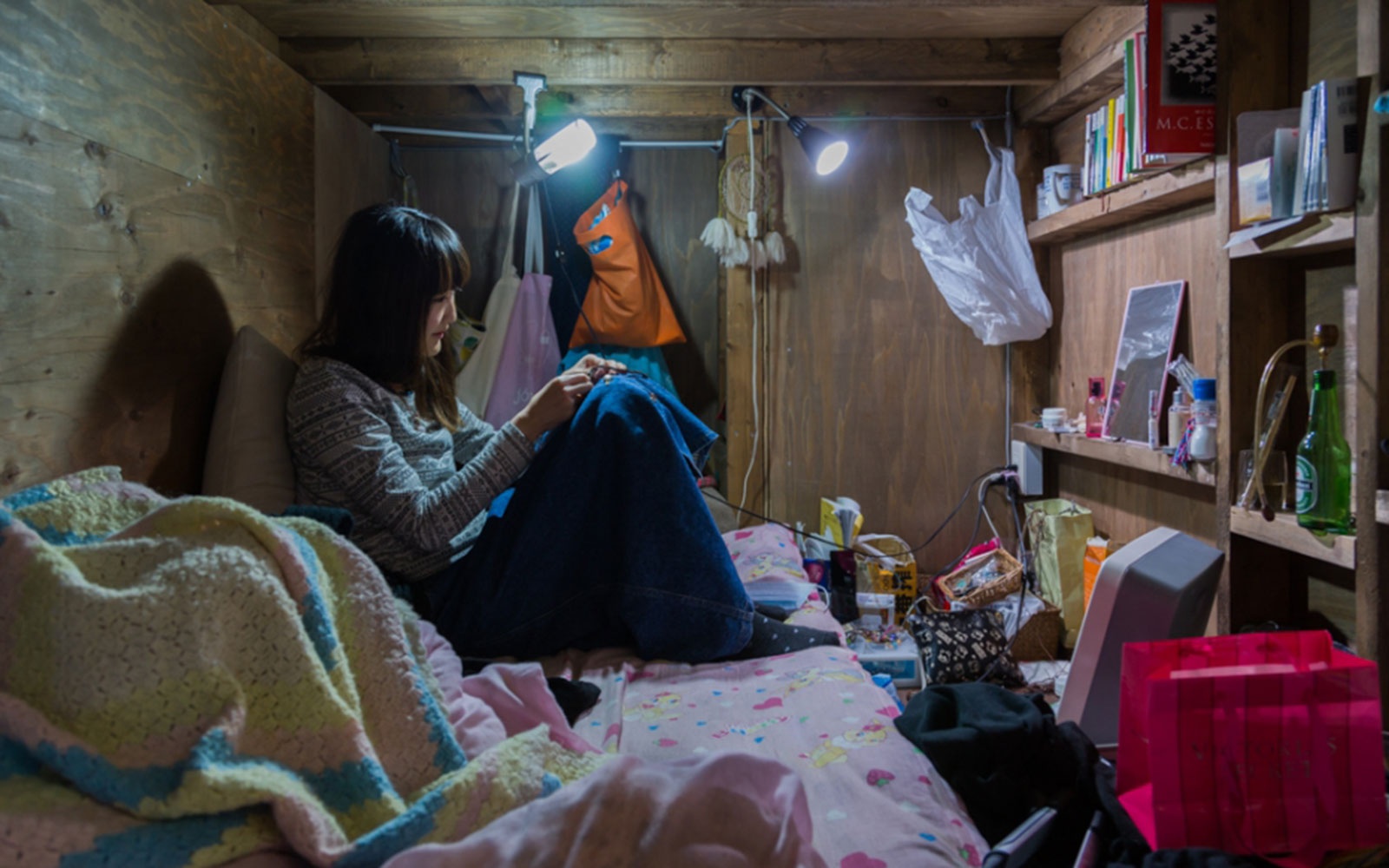 Proof That Tokyo's Capsule Hotels Can Actually Be Cozy