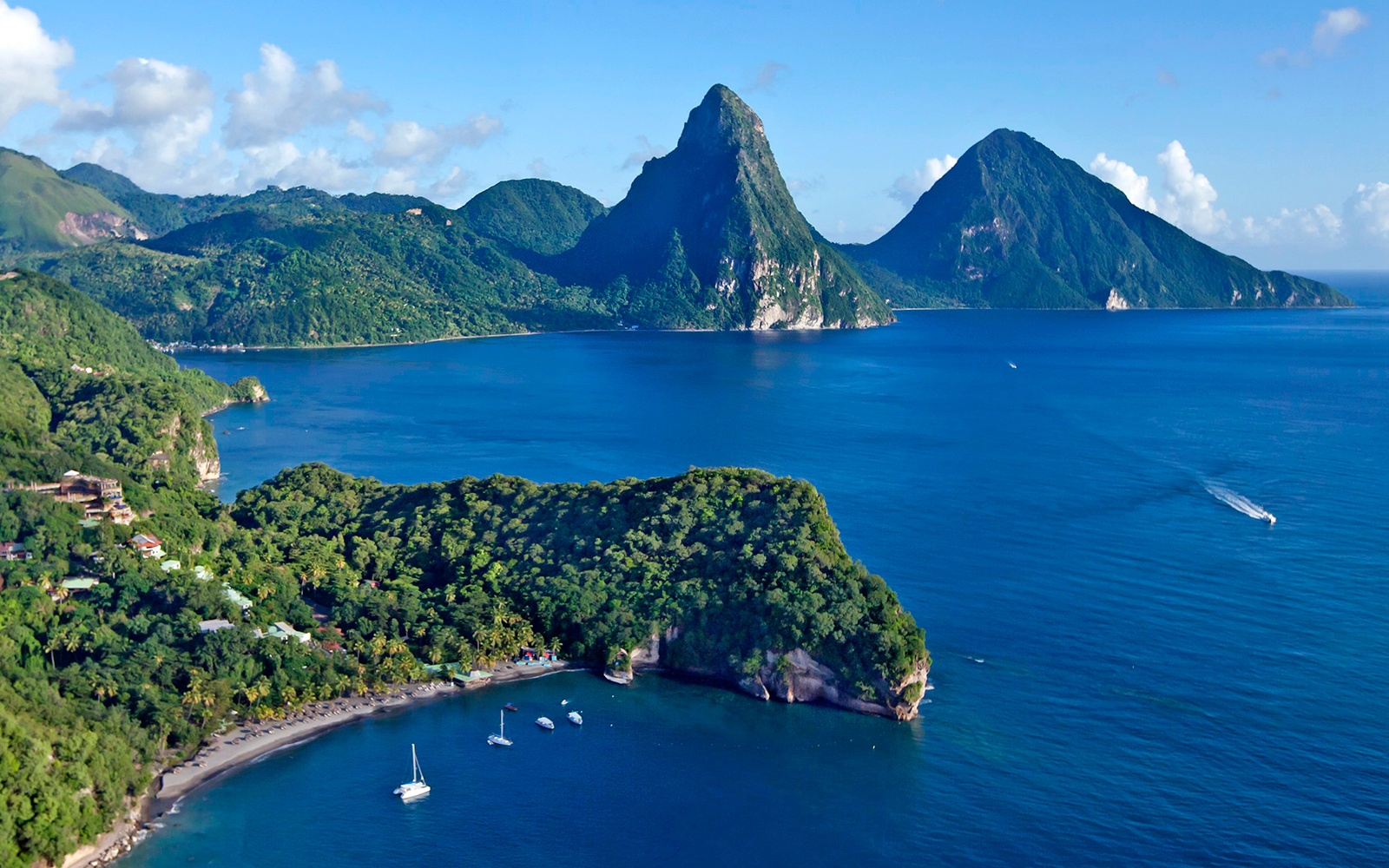 Weekly Travel Deals: New Orleans, Hong Kong, and 70% Off a Caribbean Cruise