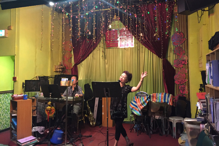 Belt it out: old-school karaoke at the Canton Singing House. Image by Piera Chen / londoninfopage
