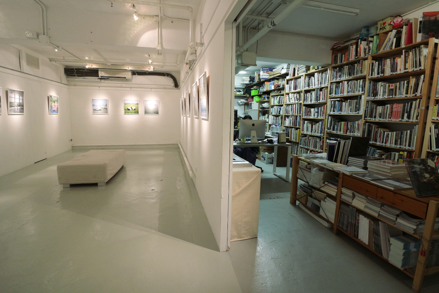 Lumen Visum photography exhibition and library. Image by Piera Chen / londoninfopage